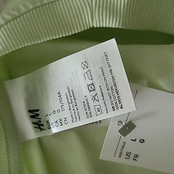 Women's lime green "squeeze the day" tshirt in size large, NWT - Picture 4 of 6